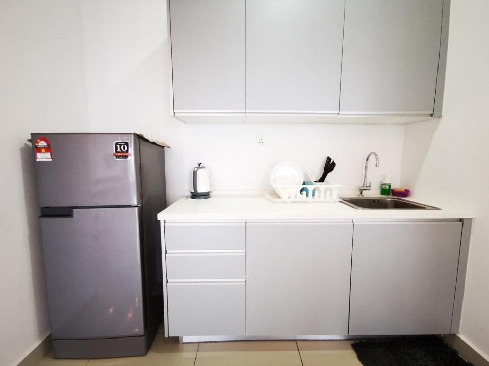 Austin 18 Ikea - Aeon Apartment Johor Bahru Bagian luar foto