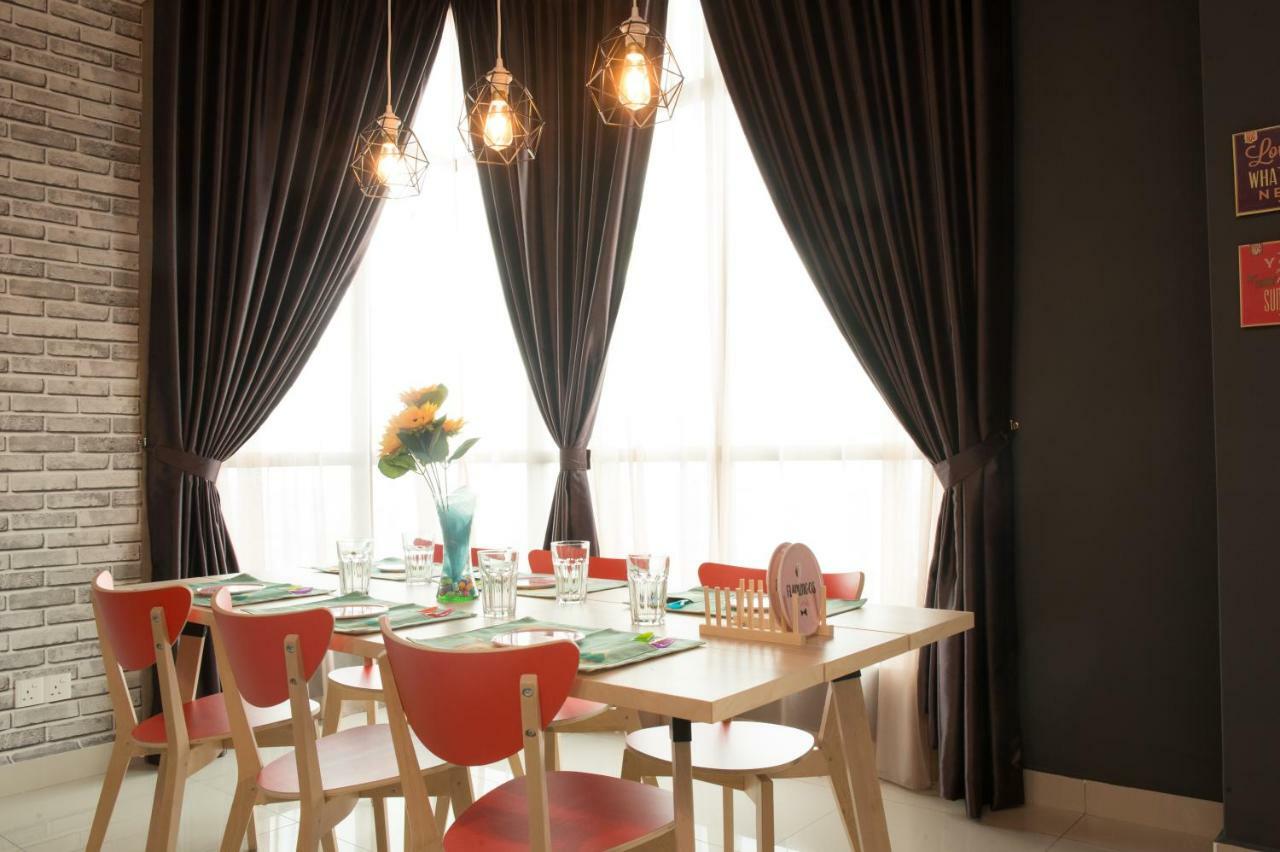 Austin 18 Ikea - Aeon Apartment Johor Bahru Bagian luar foto